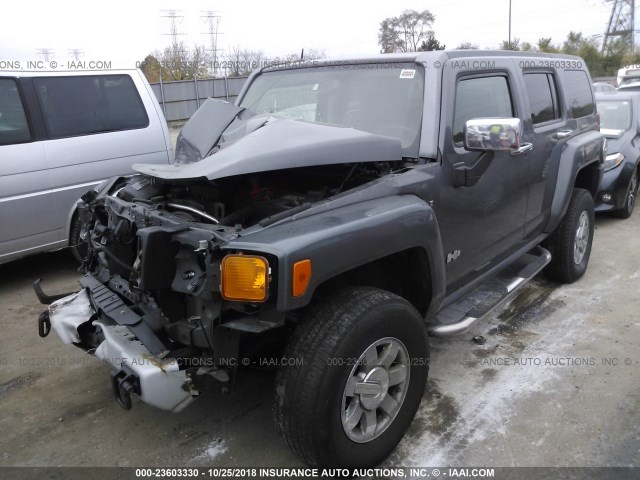 5GTEN13EX88192263 - 2008 HUMMER H3 GRAY photo 2