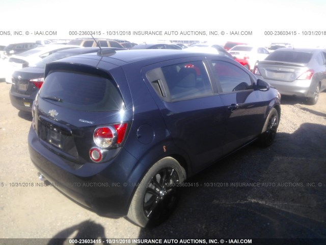 1G1JB6SH7F4170922 - 2015 CHEVROLET SONIC LS 蓝色 照片 4