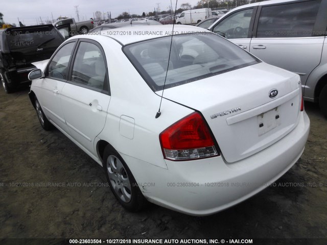 KNAFE221295623551 - 2009 KIA SPECTRA EX/LX/SX WHITE photo 3