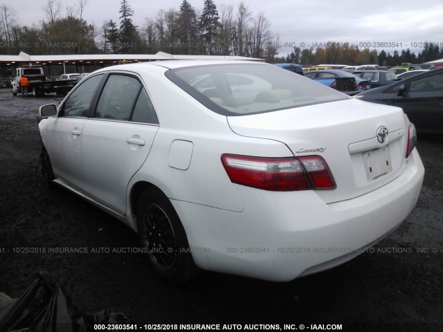 4T1BE46K07U718401 - 2007 TOYOTA CAMRY NEW GENERATION CE/LE/XLE/SE WHITE photo 3