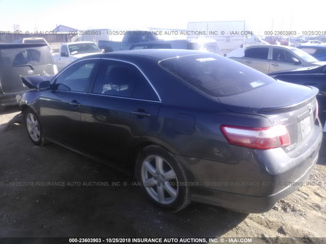 4T1BE46K19U412875 - 2009 TOYOTA CAMRY SE/LE/XLE GRAY photo 3