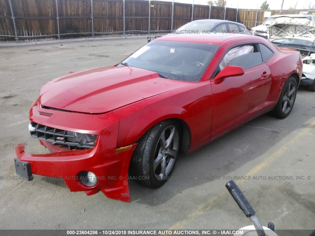 2G1FK1EJ9D9211701 - 2013 CHEVROLET CAMARO 2SS RED photo 2