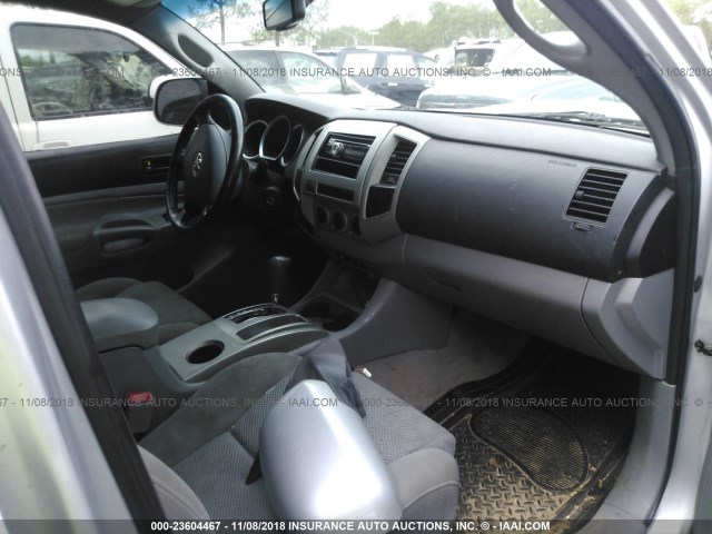 3TMJU4GN7AM099884 - 2010 TOYOTA TACOMA DOUBLE CAB PRERUNNER SILVER photo 5