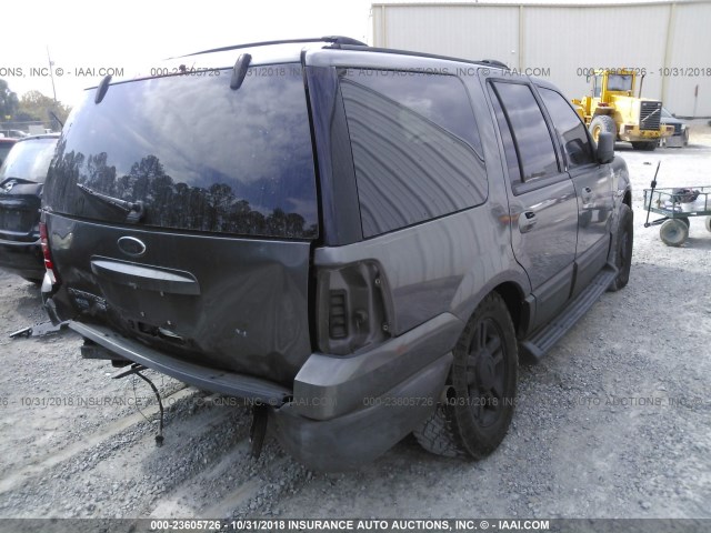 1FMRU15W24LB06819 - 2004 FORD EXPEDITION XLT GRAY photo 4