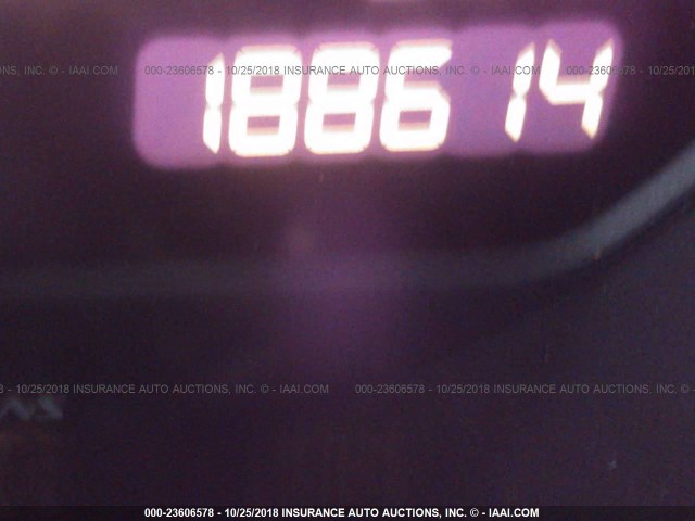 19UUA5667YA059383 - 2000 ACURA 3.2TL ვერცხლისფერი ფოტო 7