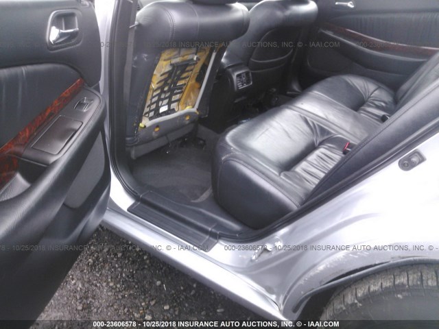 19UUA5667YA059383 - 2000 ACURA 3.2TL ვერცხლისფერი ფოტო 8