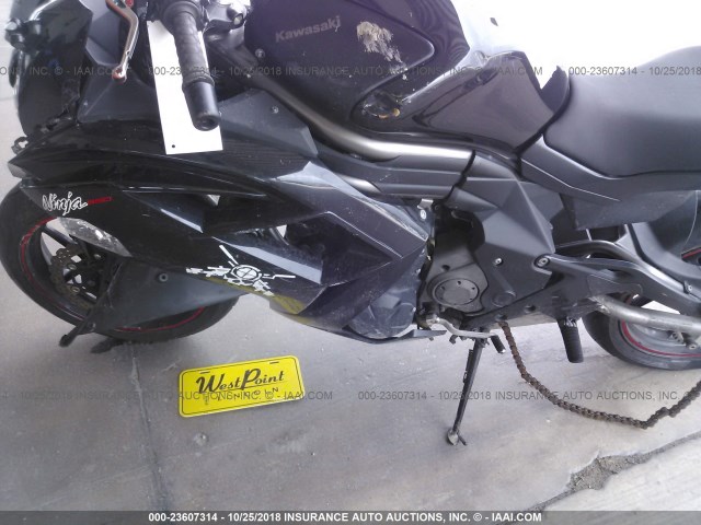 JKAEXEE18CDA01987 - 2012 KAWASAKI EX650 EC BLACK photo 9