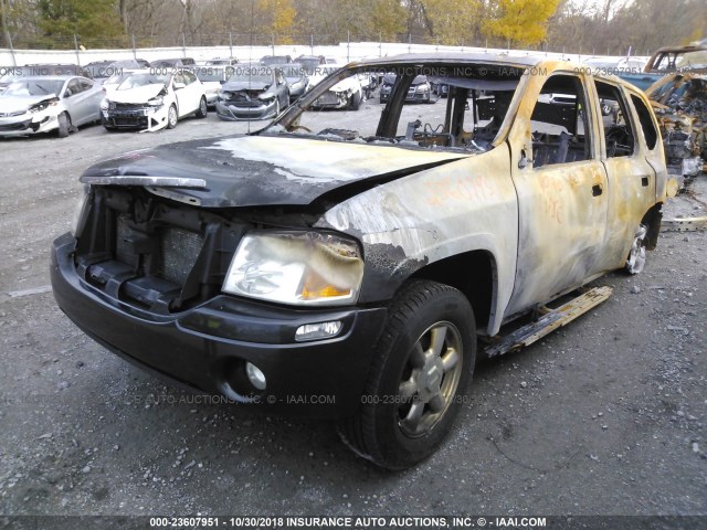 1GKDT13S952388230 - 2005 GMC ENVOY BLACK photo 2