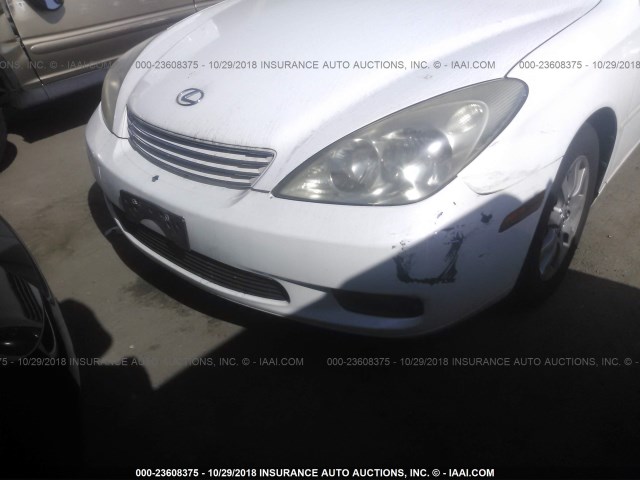 JTHBF30G220057789 - 2002 LEXUS ES 300 WHITE photo 6