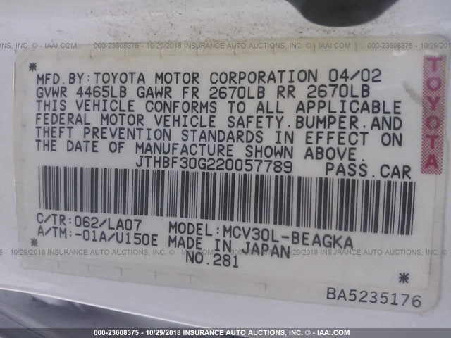 JTHBF30G220057789 - 2002 LEXUS ES 300 WHITE photo 9