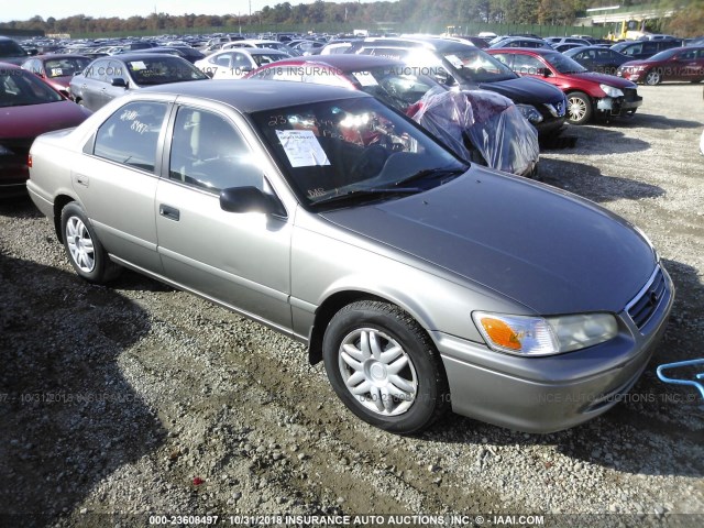 4T1BG22K71U097461 - 2001 TOYOTA CAMRY CE/LE/XLE 锡色 照片 1