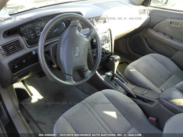 4T1BG22K71U097461 - 2001 TOYOTA CAMRY CE/LE/XLE 锡色 照片 5