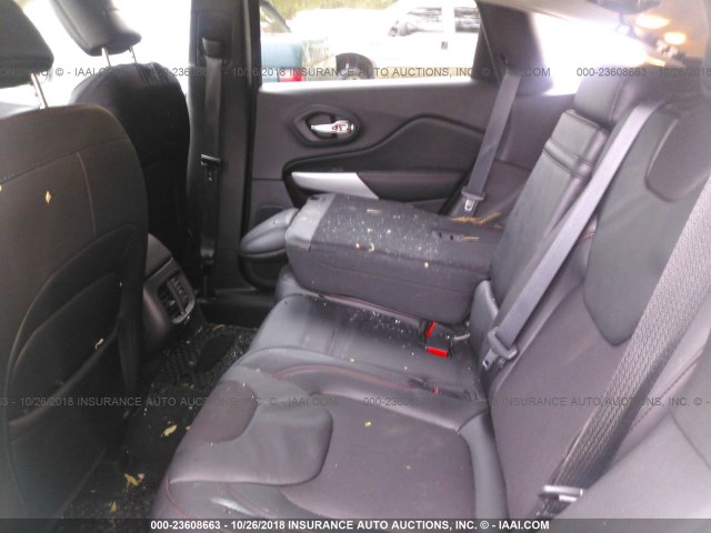 1C4PJMBS7HW587601 - 2017 JEEP CHEROKEE TRAILHAWK 白色 照片 8