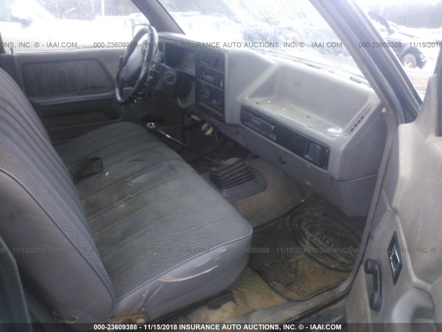 1B7FL26P5TS663493 - 1996 DODGE DAKOTA BLACK photo 5