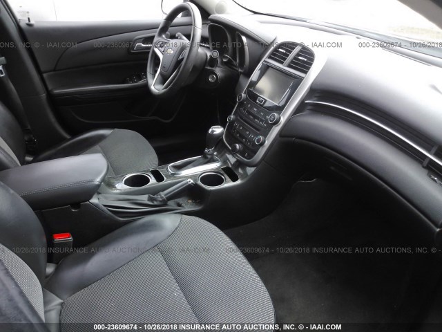 1G11C5SL2FF185571 - 2015 CHEVROLET MALIBU 1LT MAROON photo 5