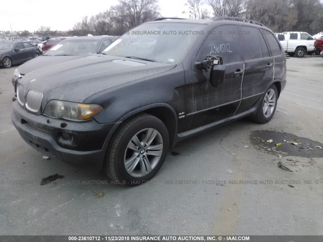 5UXFB53534LV02156 - 2004 BMW X5 4.4I BLACK photo 2