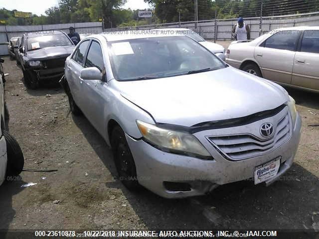 4T1BF3EKXAU029921 - 2010 TOYOTA CAMRY SE/LE/XLE SILVER photo 1