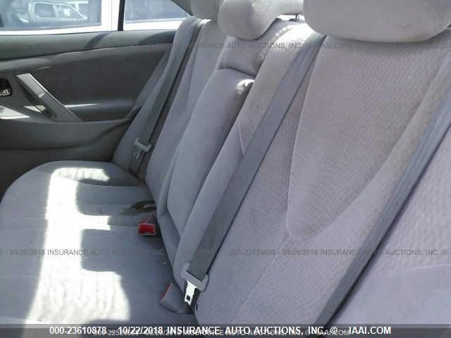 4T1BF3EKXAU029921 - 2010 TOYOTA CAMRY SE/LE/XLE SILVER photo 8