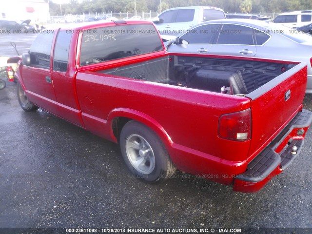 1GCCS19W228224184 - 2002 CHEVROLET S TRUCK S10 RED photo 3