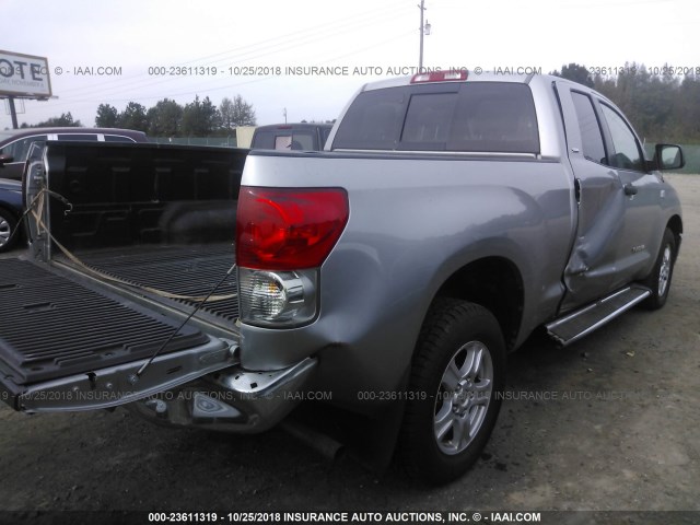 5TBRT54147S451625 - 2007 TOYOTA TUNDRA DOUBLE CAB SR5 GRAY photo 4