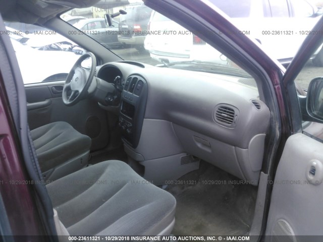 1D4GP24383B194573 - 2003 DODGE GRAND CARAVAN SE MAROON photo 5