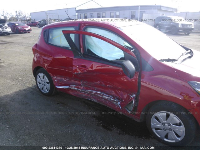 KL8CB6SA4HC785044 - 2017 CHEVROLET SPARK LS RED photo 6