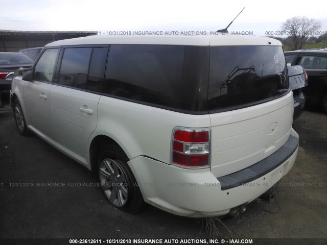 2FMGK5BC8ABA90443 - 2010 FORD FLEX SE WHITE photo 3