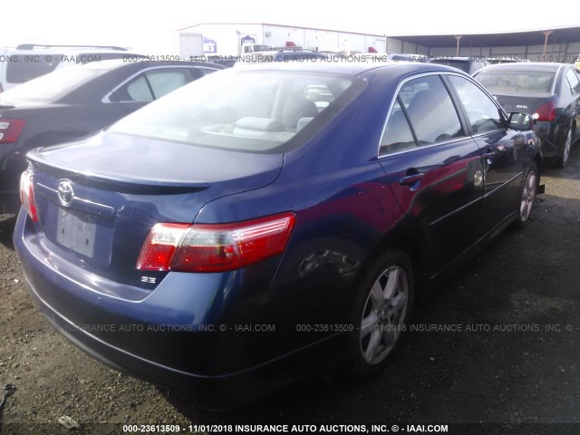 4T1BK46K27U024561 - 2007 TOYOTA CAMRY NEW GENERAT LE/XLE/SE BLUE photo 4