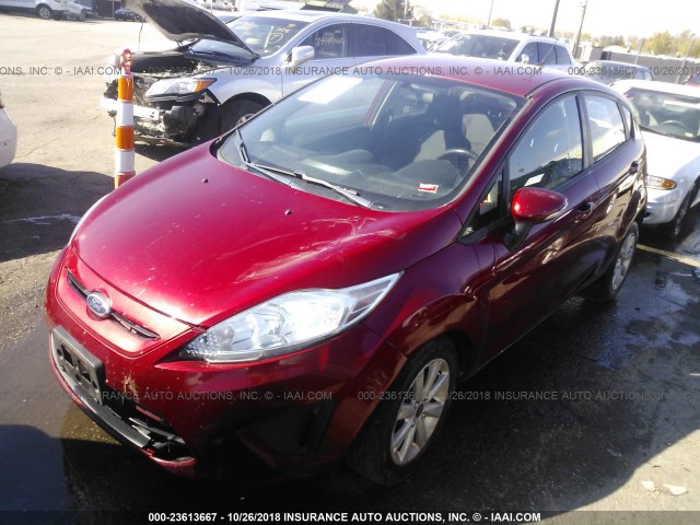 3FADP4EJ1DM207897 - 2013 FORD FIESTA SE RED photo 2