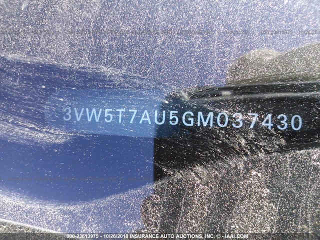 3VW5T7AU5GM037430 - 2016 VOLKSWAGEN GTI S/SE/AUTOBAHN WHITE photo 9