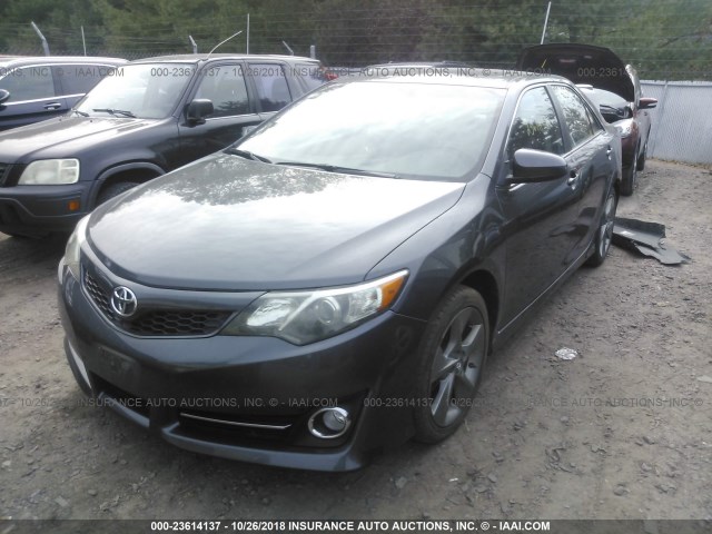 4T1BF1FKXEU867925 - 2014 TOYOTA CAMRY L/SE/LE/XLE Boz foto 2