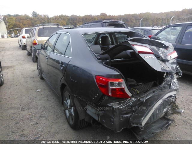 4T1BF1FKXEU867925 - 2014 TOYOTA CAMRY L/SE/LE/XLE Boz foto 3