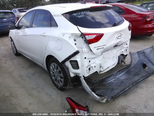 KMHD35LH0GU335023 - 2016 HYUNDAI ELANTRA GT WHITE photo 3