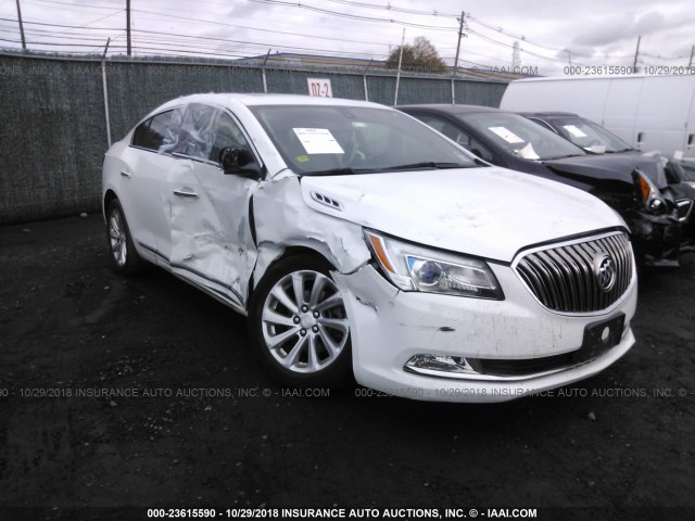 1G4GB5G37FF135192 - 2015 BUICK LACROSSE WHITE photo 1