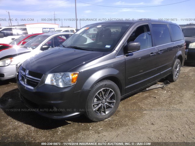 2C4RDGCG8HR674721 - 2017 DODGE GRAND CARAVAN SXT GRAY photo 2