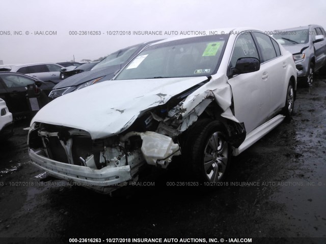 4S3BMBA68A3224774 - 2010 SUBARU LEGACY 2.5I WHITE photo 2