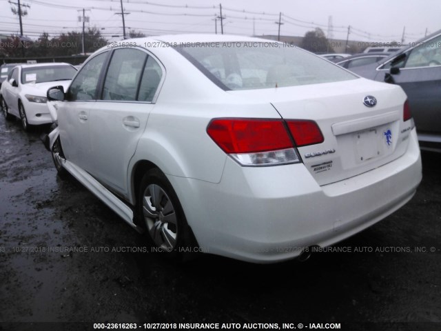 4S3BMBA68A3224774 - 2010 SUBARU LEGACY 2.5I WHITE photo 3