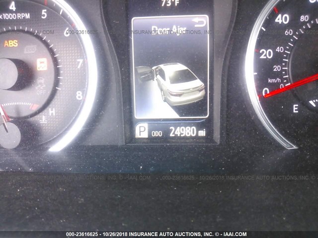 4T1BF1FK7HU374613 - 2017 TOYOTA CAMRY LE/XLE/SE/XSE SILVER photo 7