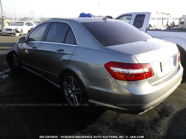 WDDHF5GB3AA246239 - 2010 MERCEDES-BENZ E 350 GRAY photo 3