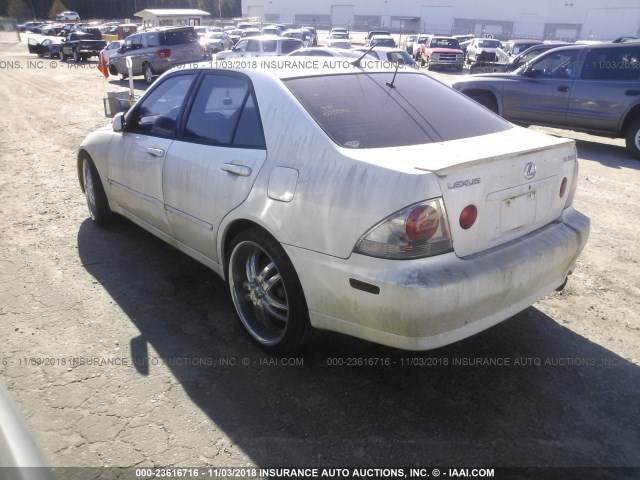 JTHBD192030073590 - 2003 LEXUS IS 300 WHITE photo 3