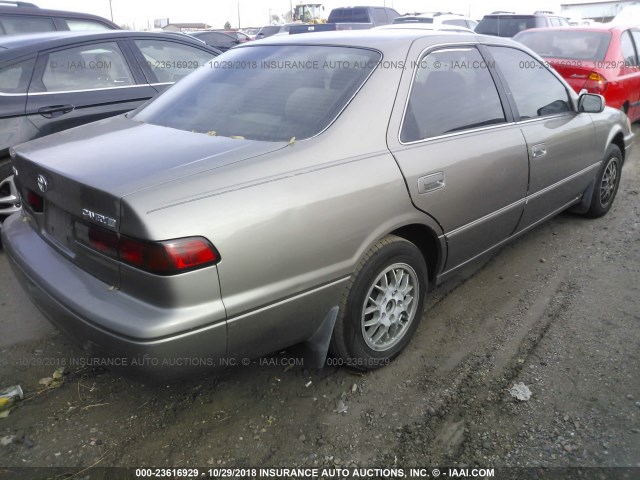 4T1BG28K3XU588688 - 1999 TOYOTA CAMRY CE/LE/XLE GRAY photo 4