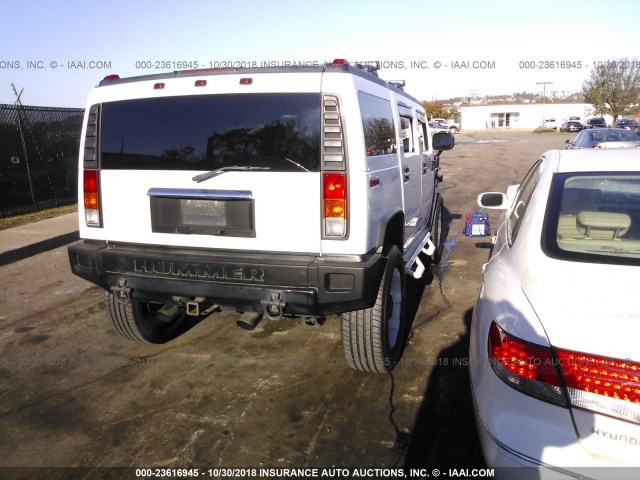 5GRGN23U33H118946 - 2003 HUMMER H2 WHITE photo 4