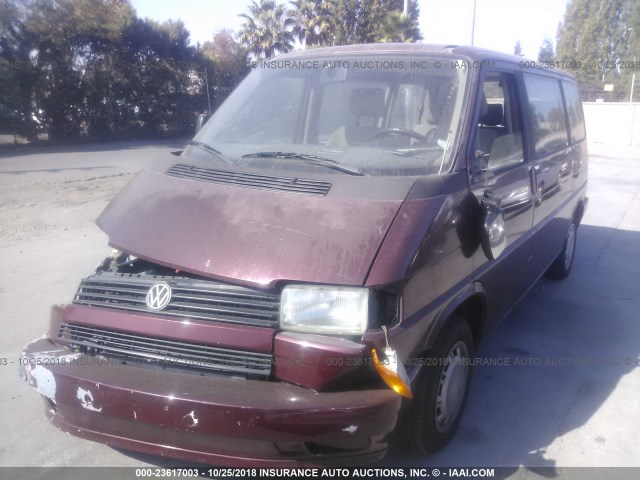 WV2KD0706PH001931 - 1993 VOLKSWAGEN EUROVAN GL BURGUNDY photo 2