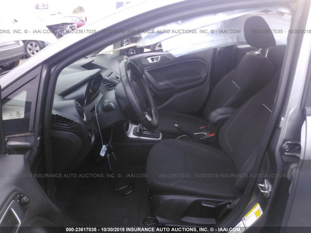 3FADP4BJ9EM217583 - 2014 FORD FIESTA SE GRAY photo 5