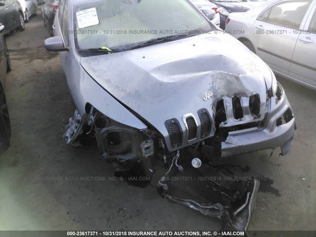 1C4PJMCSXEW224901 - 2014 JEEP CHEROKEE LATITUDE SILVER photo 6