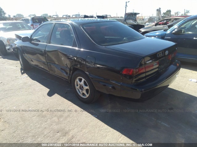 JT2BG28K6X0349446 - 1999 TOYOTA CAMRY LE/XLE 黑色 照片 3