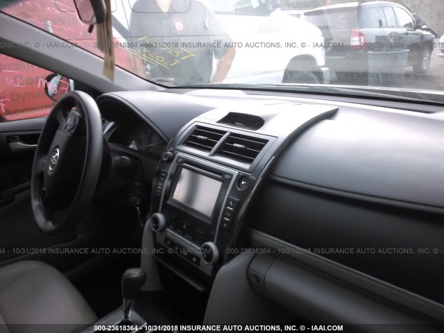 4T1BF1FK3CU052110 - 2012 TOYOTA CAMRY SE/LE/XLE 黑色 照片 5