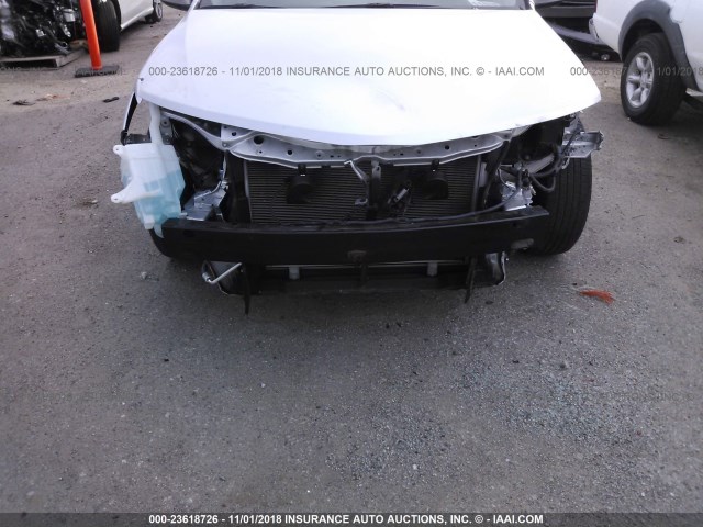 4T4BF1FK7ER348644 - 2014 TOYOTA CAMRY L/SE/LE/XLE Gümüş foto 6