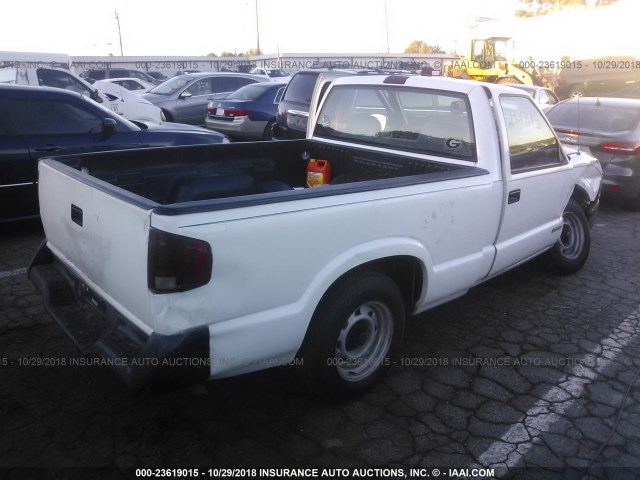 1GCCS1441VK109203 - 1997 CHEVROLET S TRUCK S10 WHITE photo 4