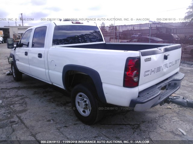 1GCHC23U47F146137 - 2007 CHEVROLET SILVERADO C2500 HEAVY DUTY WHITE photo 3